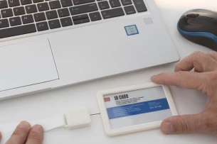 BINO ID igazolványtáska - FEHÉR