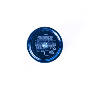 Lola védő rúzs - Piros