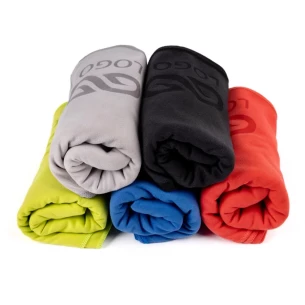 Sporttörölköző - világoszöld